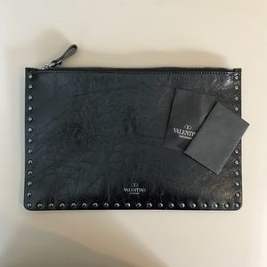 Valentino Rockstud ZIP Clutch Black Large